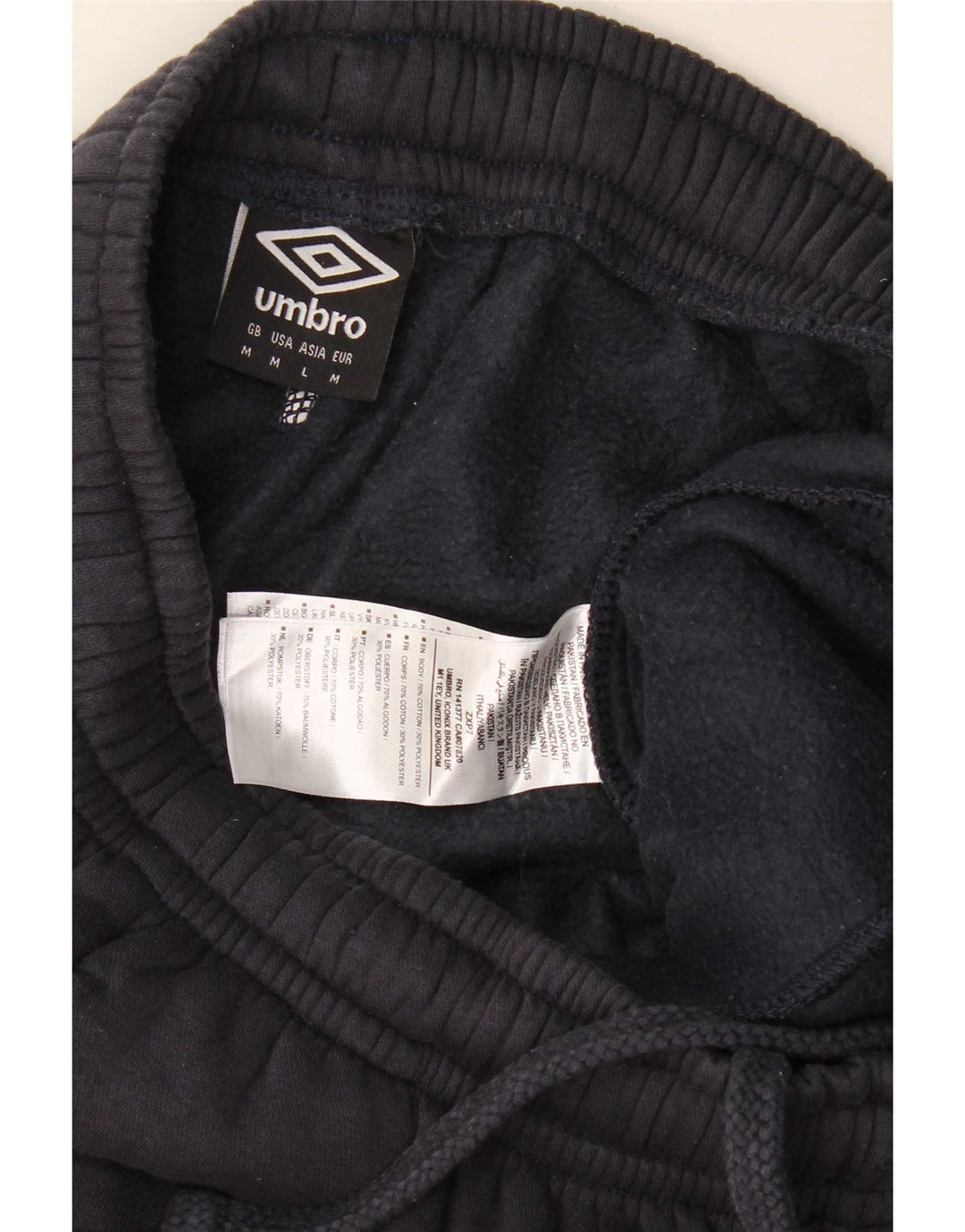 Umbro Mens Sport Shorts Medium  Navy Blue Cotton