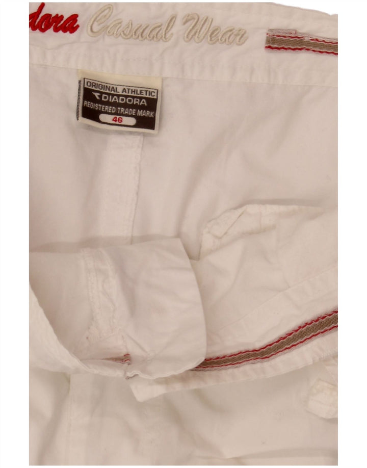 DIADORA Mens Cargo Shorts IT 46 Small W36  White