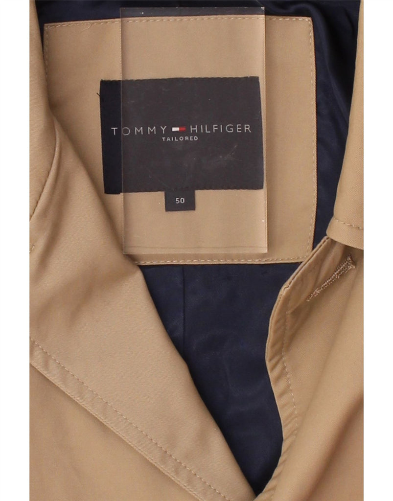 TOMMY HILFIGER Mens Overcoat IT 50 Large Beige Vintage Tommy Hilfiger and Second-Hand Tommy Hilfiger from Messina Hembry 