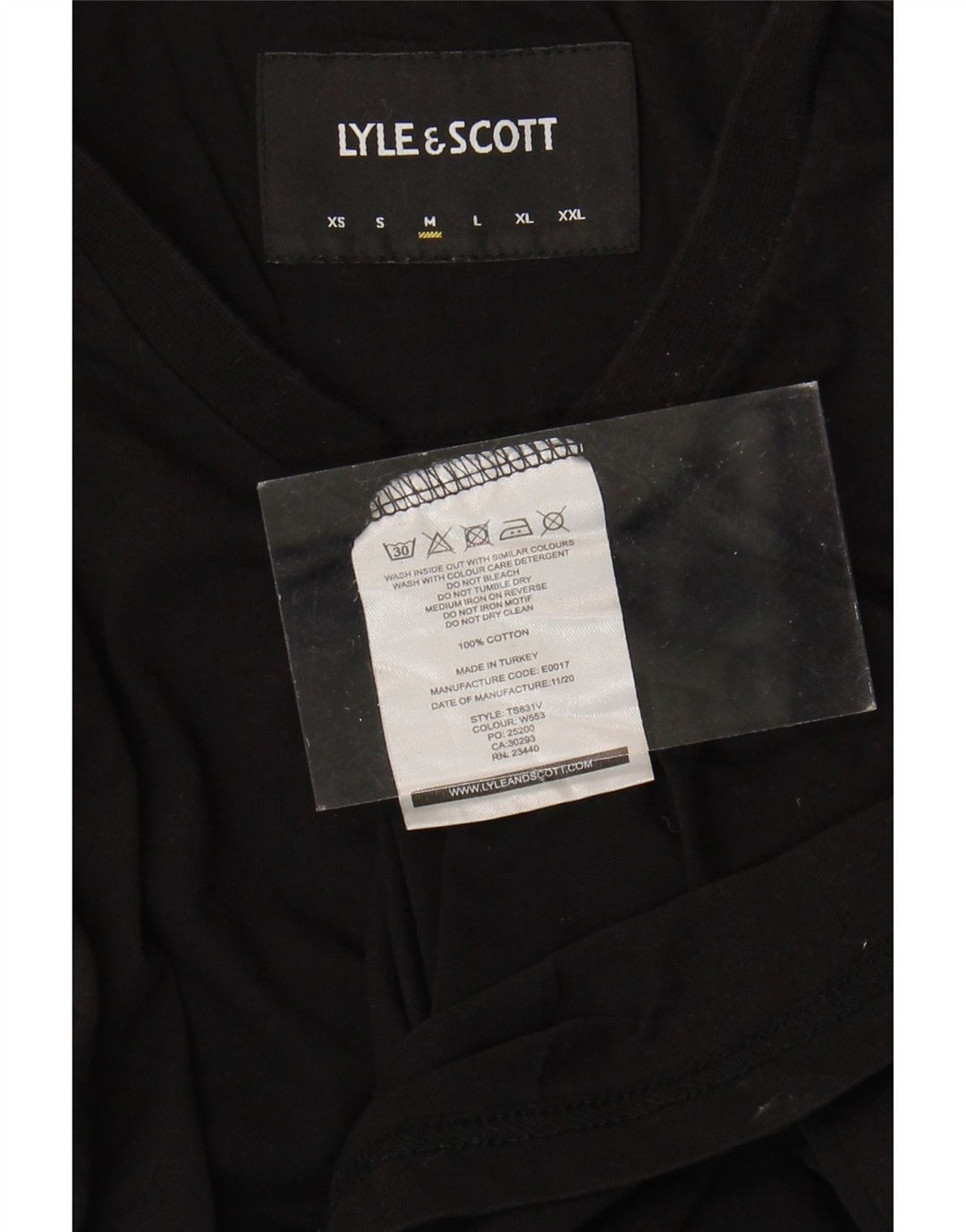 LYLE & SCOTT Mens T-Shirt Top Medium Black Cotton Vintage Lyle & Scott and Second-Hand Lyle & Scott from Messina Hembry 