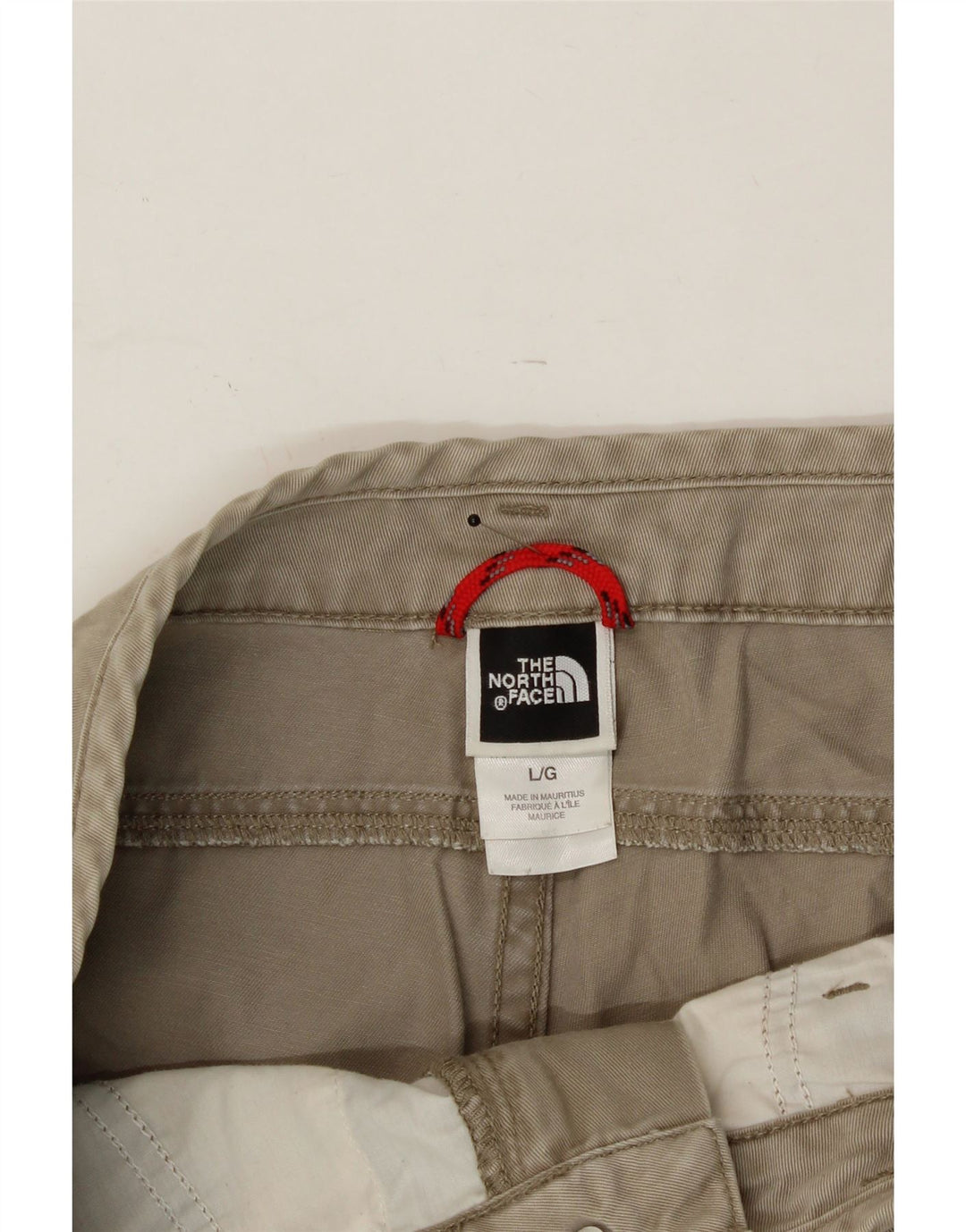 THE NORTH FACE Womens Cargo Shorts Large W32  Beige Cotton Vintage The North Face and Second-Hand The North Face from Messina Hembry 