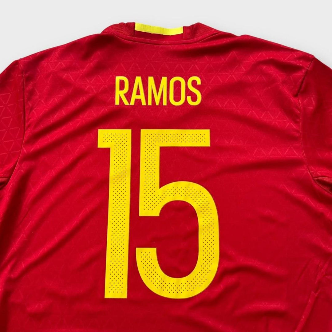 Spain football shirt - XL