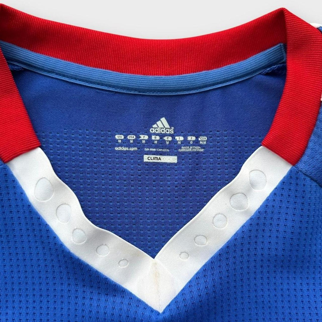 Chelsea football shirt - medium