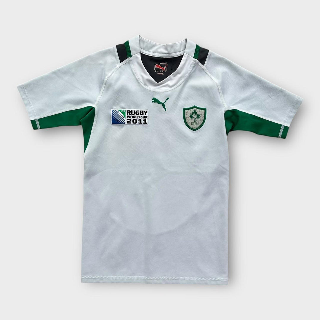 Ireland rugby top - medium (fits like a small)