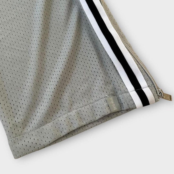 Y2K baggy Nike track pants - women’s medium (elasticated with drawstring)