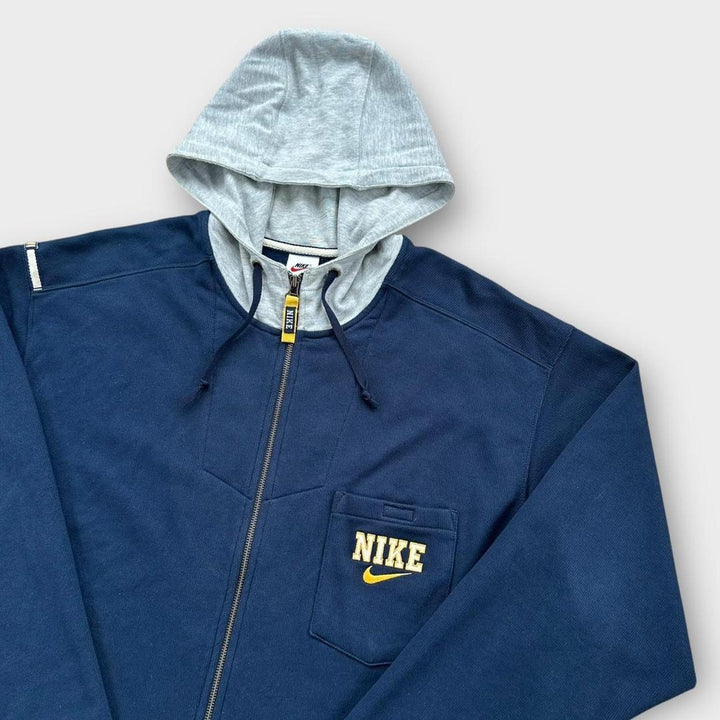 Vintage Nike hoodie - large (fits like an XL)