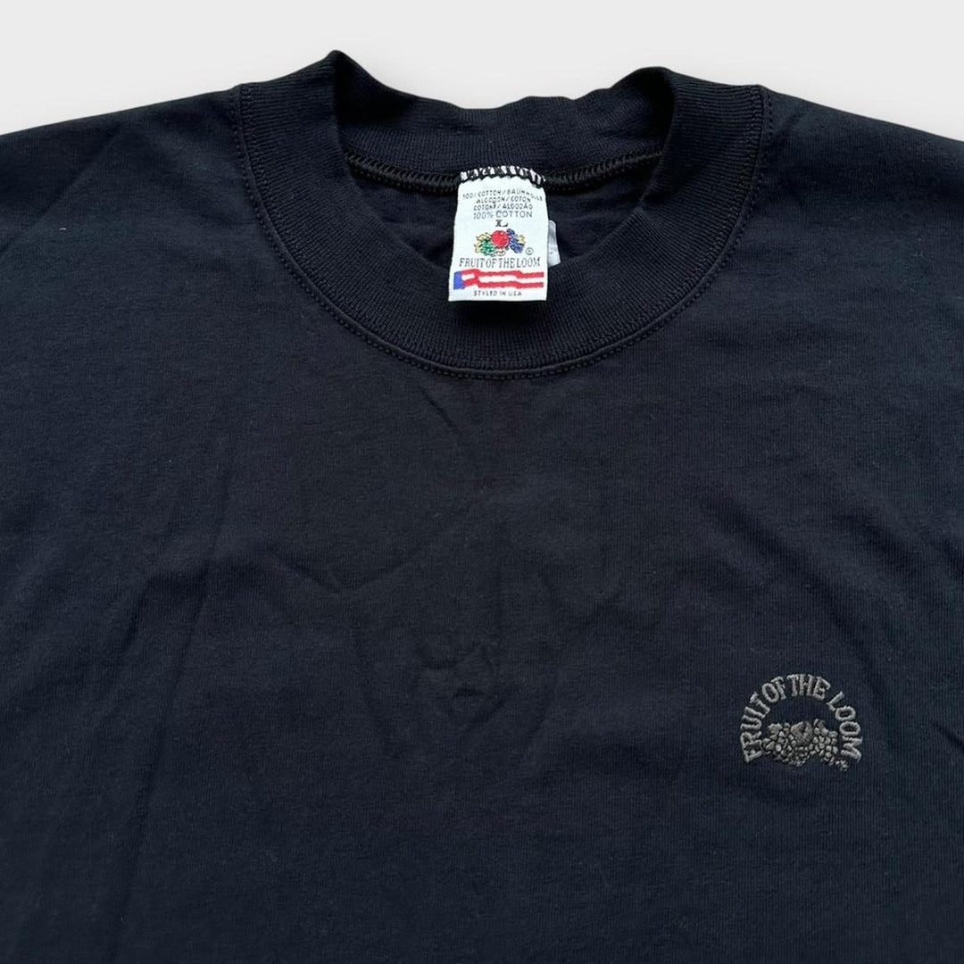 Vintage Fruit of the loom tee - large (fits like an XL)