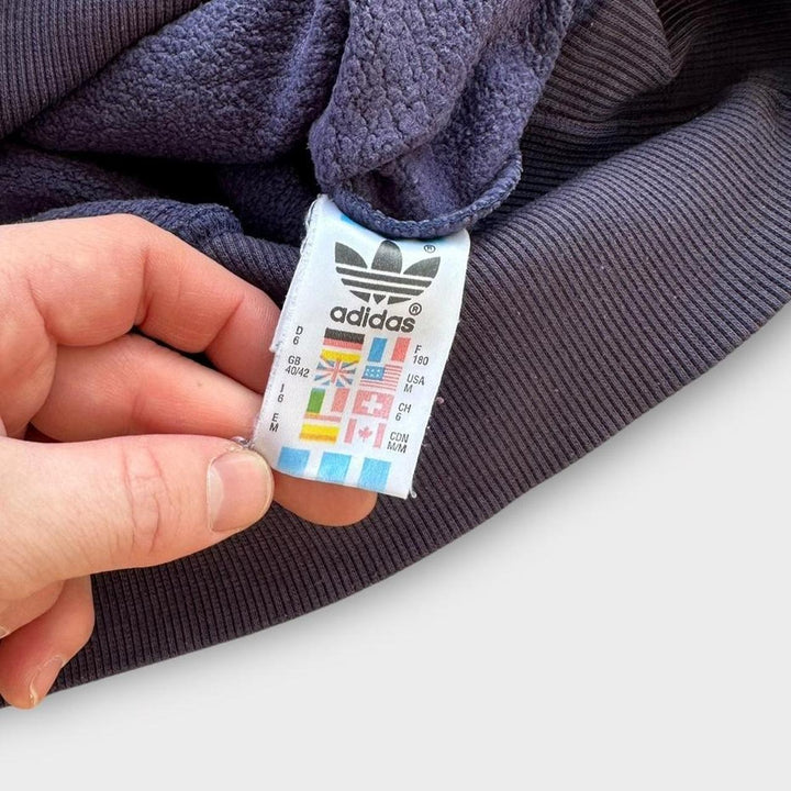 Vintage Adidas sweatshirt - medium (fits like a large)