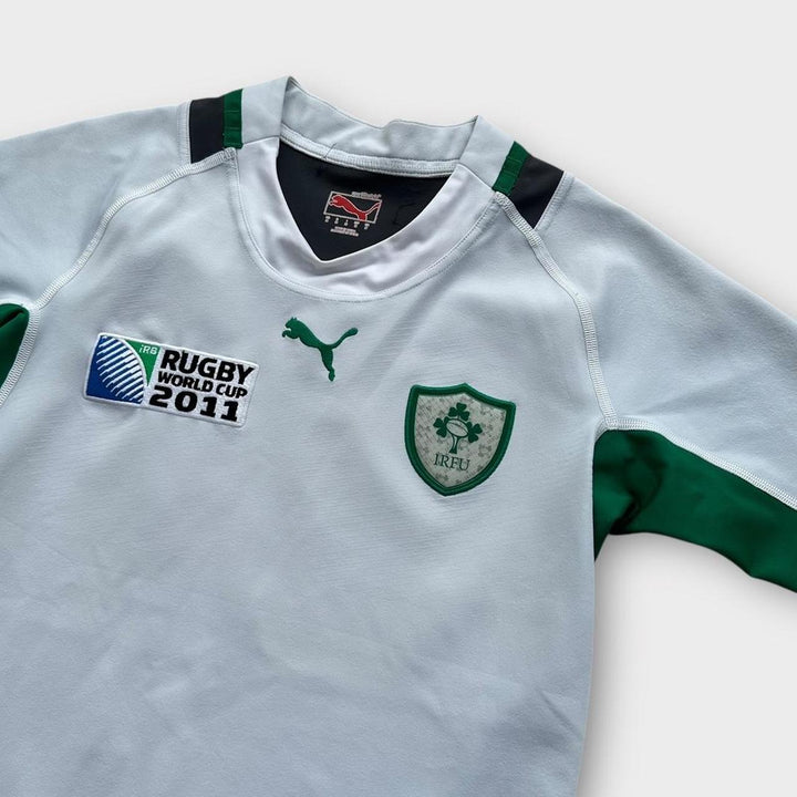 Ireland rugby top - medium (fits like a small)