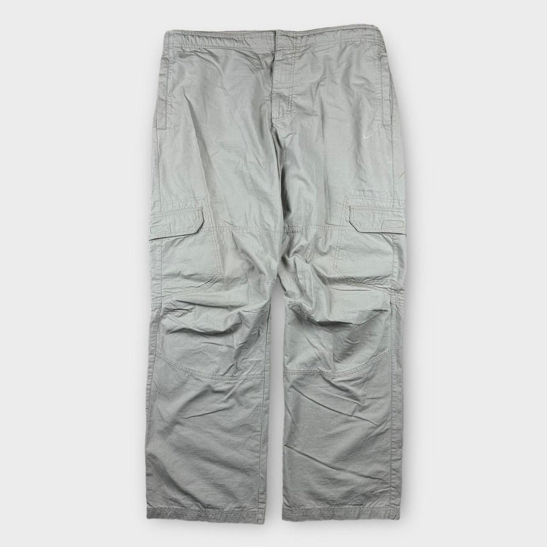 Vintage Nike cargo trousers - XL (36”-40” waist)