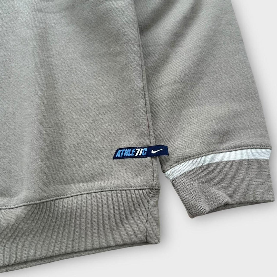 Vintage Nike sweatshirt - medium