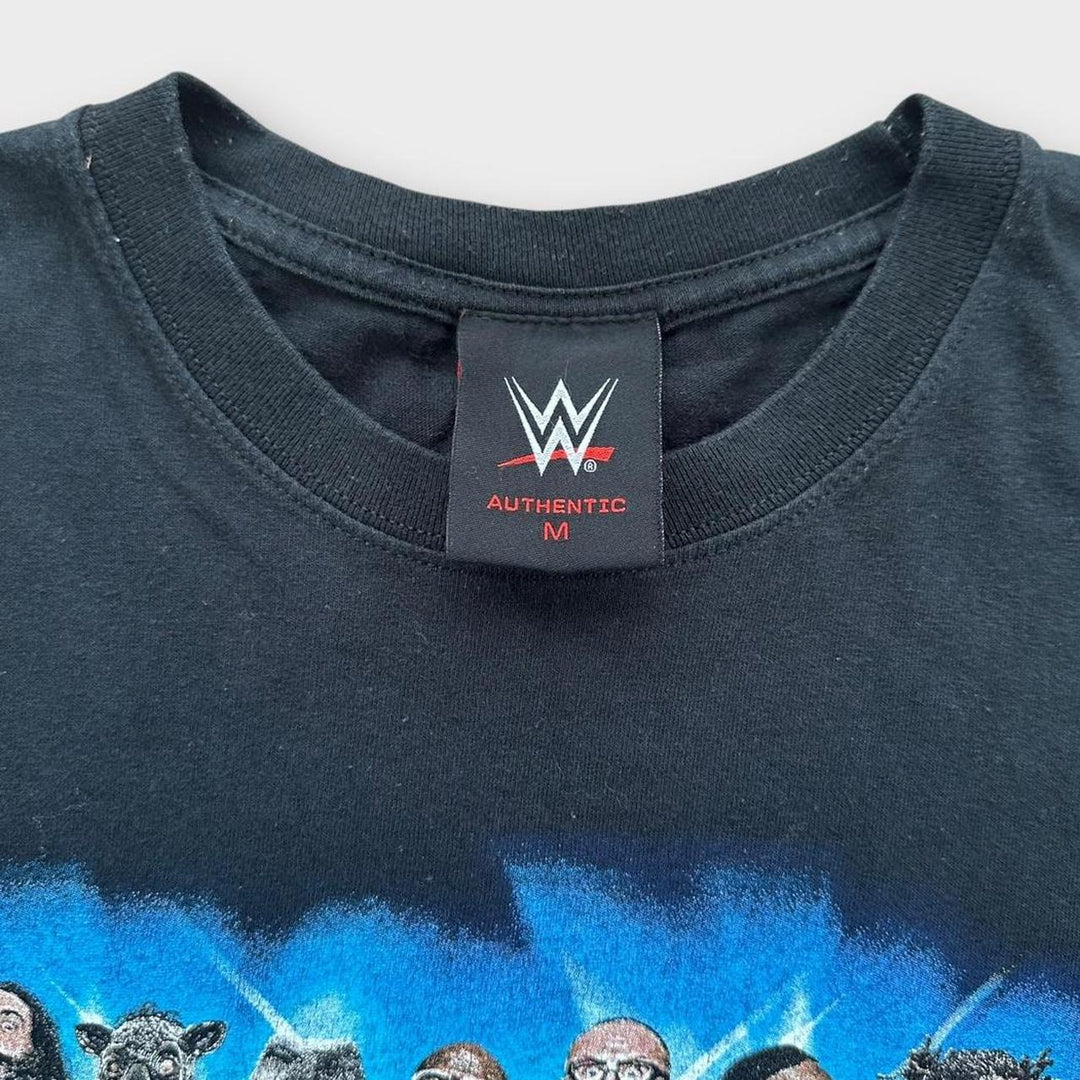 WWE graphic tee - medium
