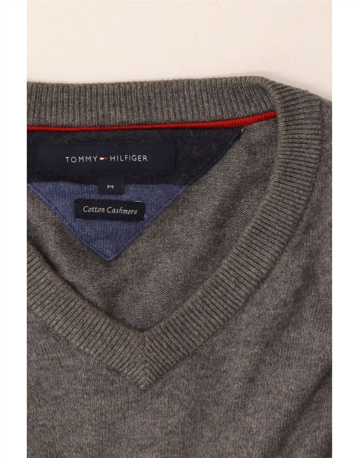TOMMY HILFIGER Mens V-Neck Jumper Sweater Medium Grey Cotton Vintage Tommy Hilfiger and Second-Hand Tommy Hilfiger from Messina Hembry 