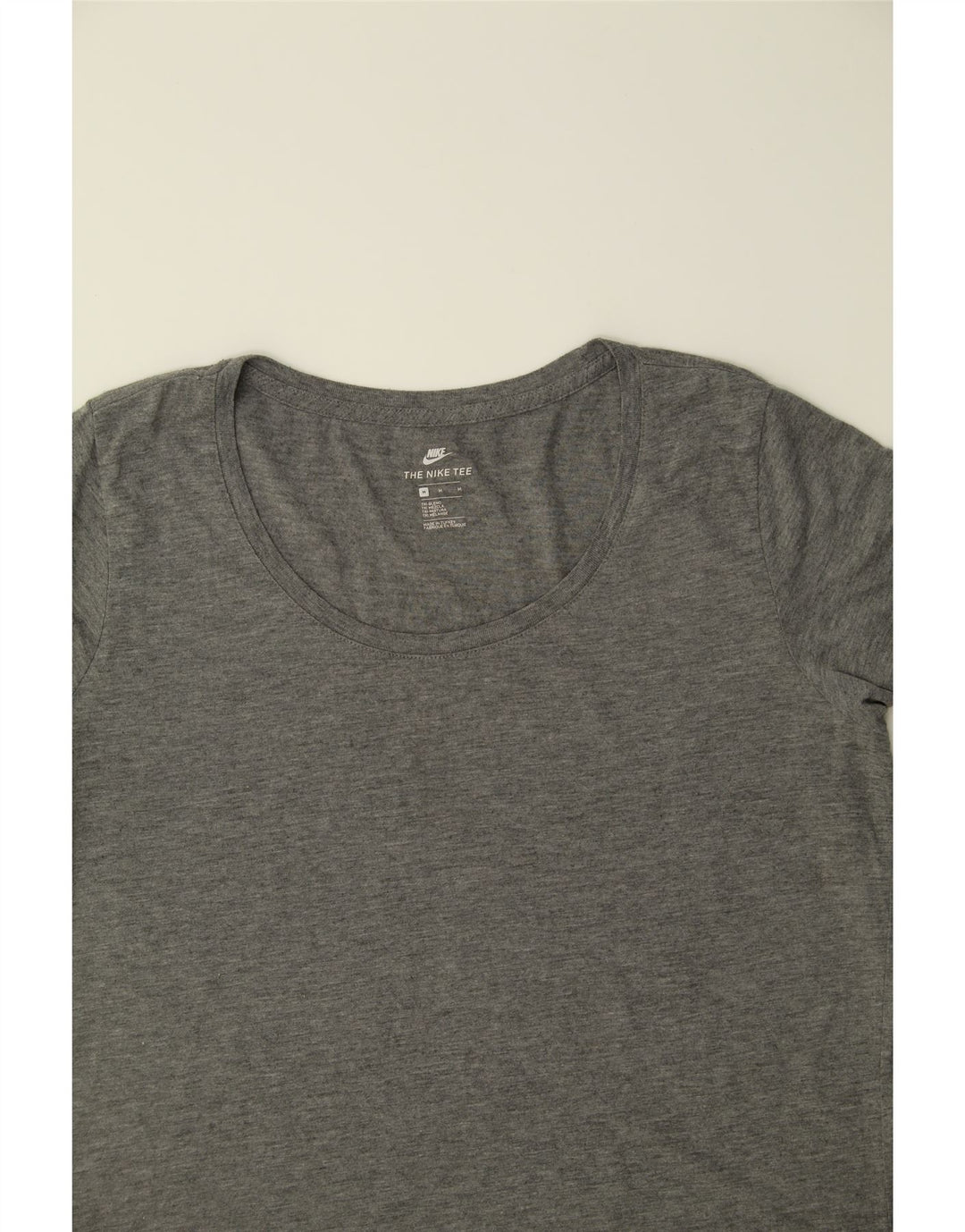 NIKE Womens Graphic T-Shirt Top UK 14 Medium Grey Vintage Nike and Second-Hand Nike from Messina Hembry 