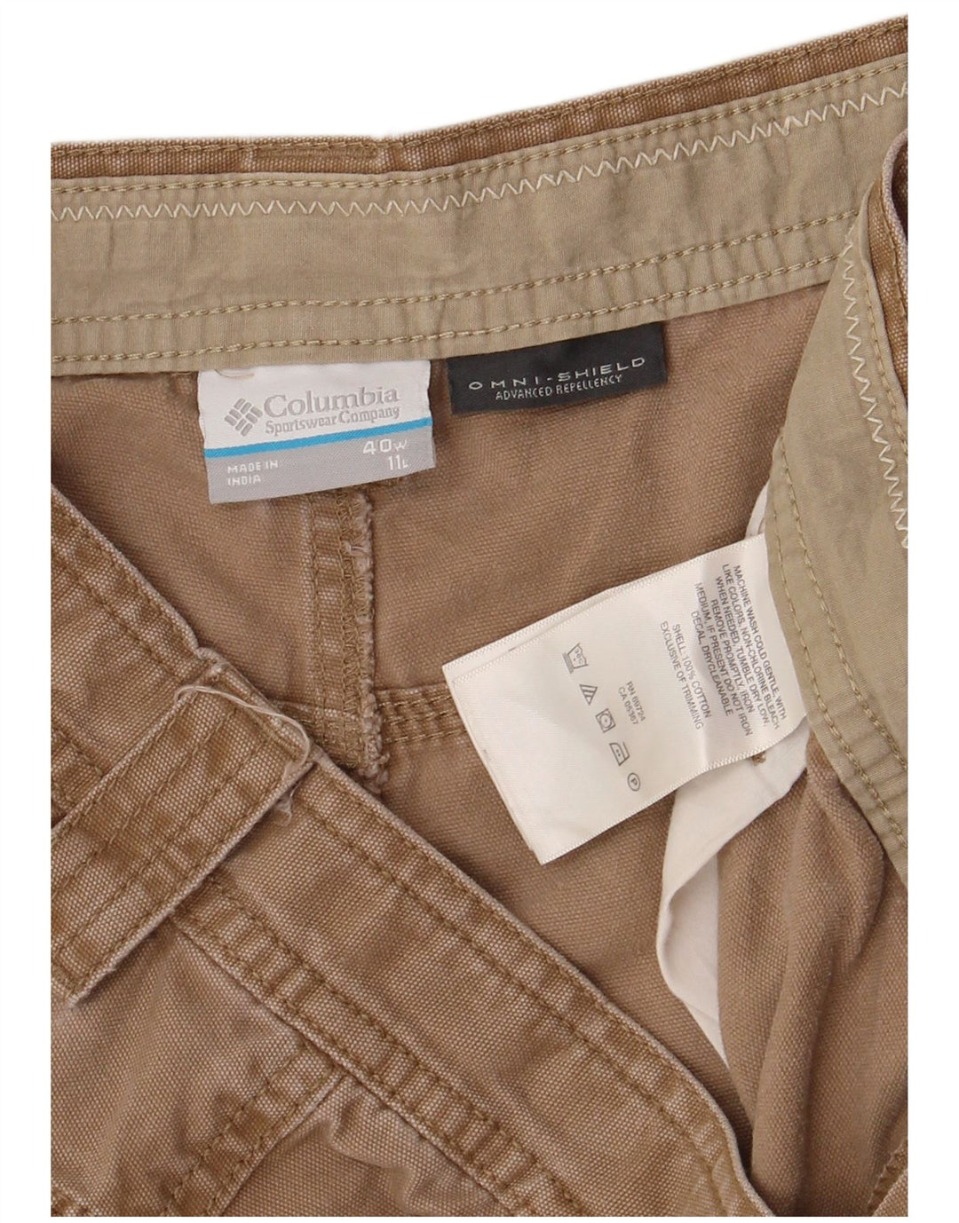COLUMBIA Mens Omni-Shield Cargo Shorts W40 XL Beige Cotton