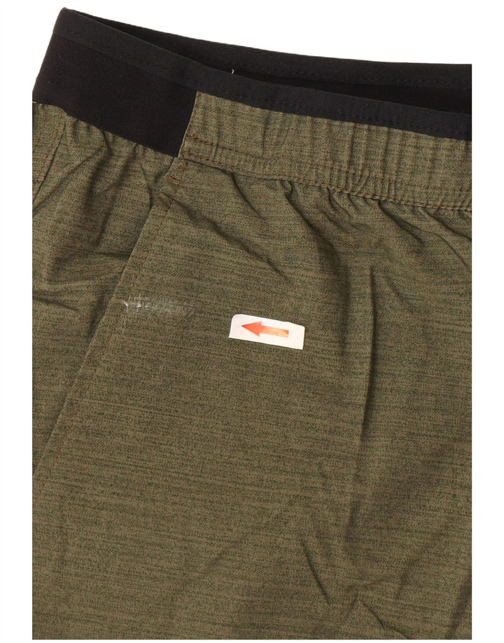 Columbia Mens Sport Shorts Medium  Khaki Colourblock Polyester