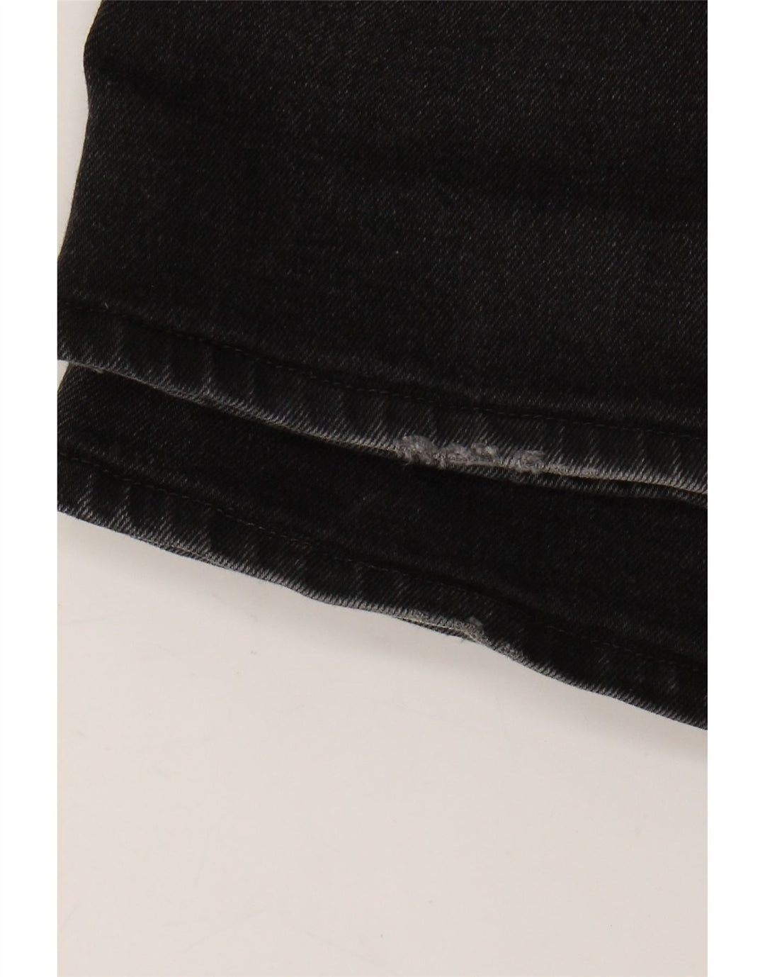 LEVI'S Womens 570 Straight Jeans W32 L29 Black Cotton Vintage Levi's and Second-Hand Levi's from Messina Hembry 