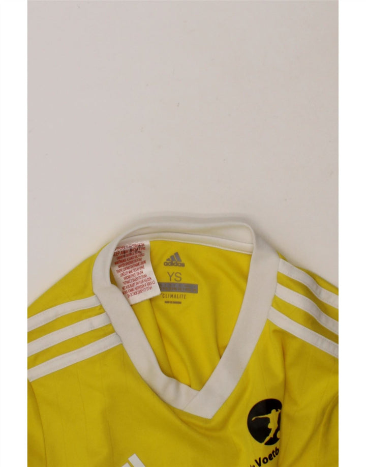 ADIDAS Boys Graphic T-Shirt Top 9-10 Years Small  Yellow Polyester Vintage Adidas and Second-Hand Adidas from Messina Hembry 