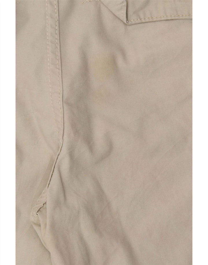 LEVI'S Boys Cargo Shorts 11-12 Years W26  Off White Cotton Vintage Levi's and Second-Hand Levi's from Messina Hembry 